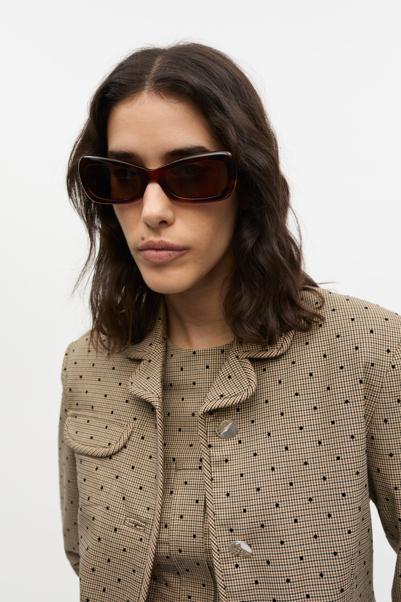 GANNI x Ace & Tate Brooke Sunglasses, Acetate, in colour Tiger's Eye - 1 - GANNI