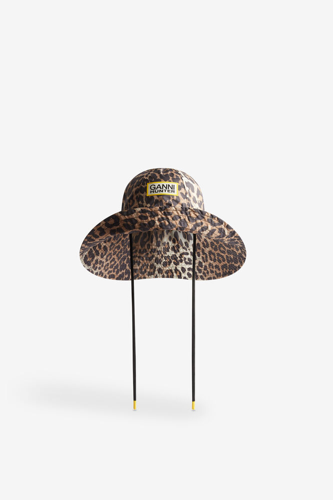 Water Resistant Bucket Hat, Almond Milk