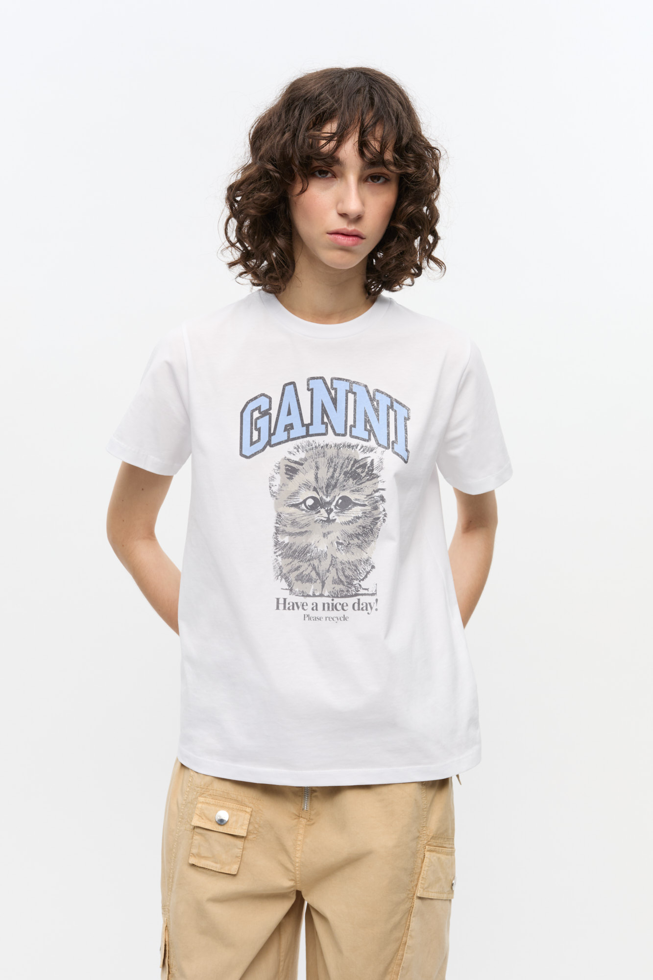 ganni tシャツ T4272_3575_151_1.jpg